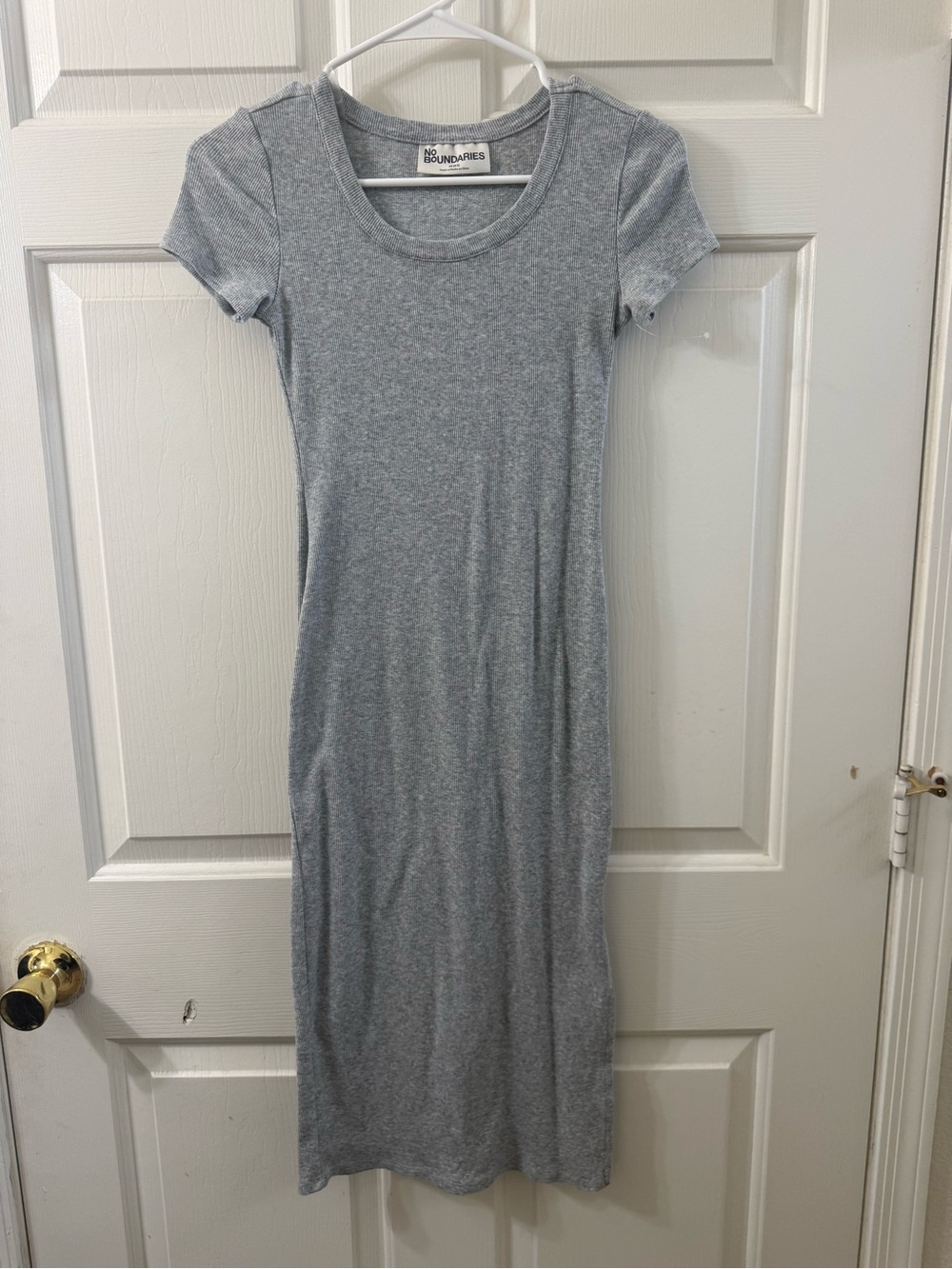 No Boundaries Gray Short-Sleeve Midi Bodycon Dress